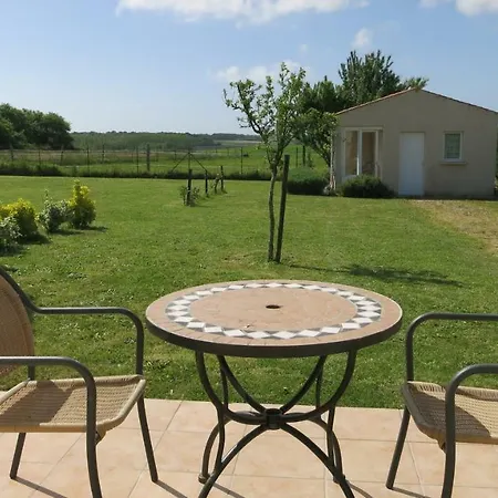 Les Lavandes בית נופש *